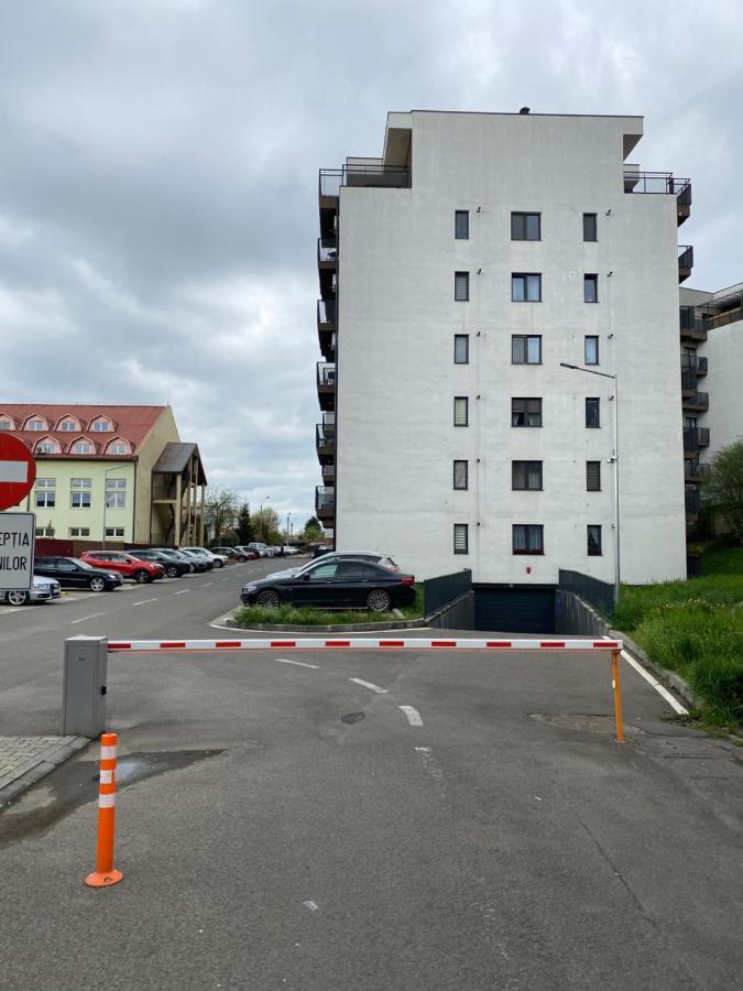 Appartement Apartament Gloriei 17 à Târgu-Mureş Extérieur photo